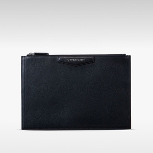 새상품 명품 지방시 클러치백 남여공용 블랙 풀박스