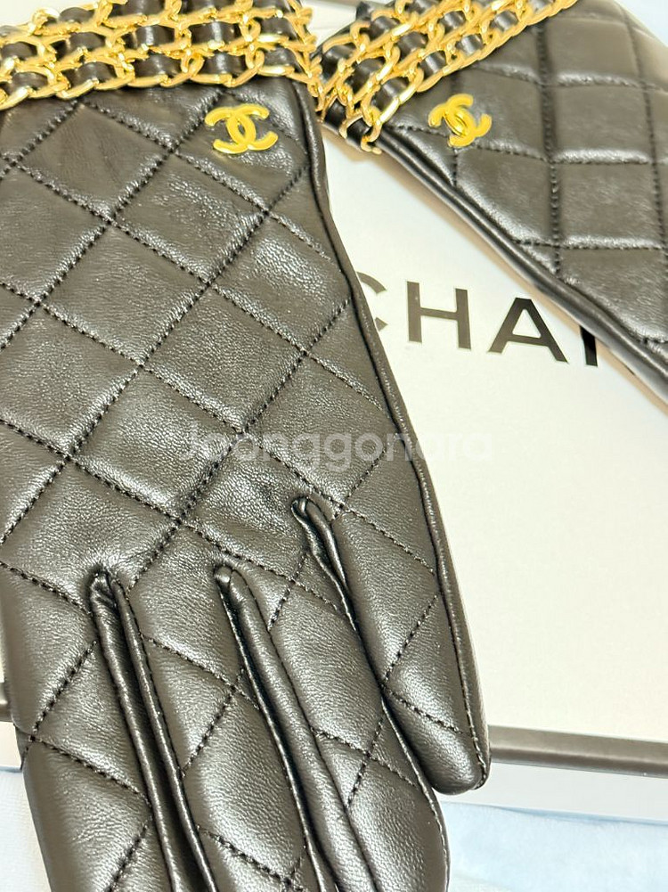 샤넬 가죽 장갑--2