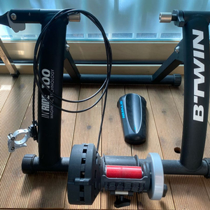 자전거 로라 판매 합니다.