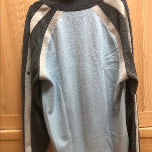 보그너 캐시미어 100 반집업 니트