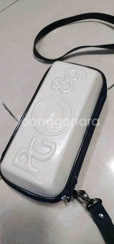 파리게이츠 하드케이스 파우치백/ 파리게이츠 니트패딩--1