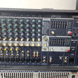 야마하 EMX312SC 파워드 믹서