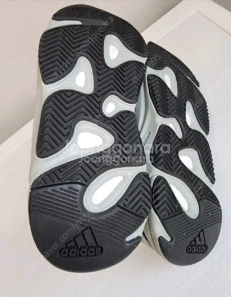 아디다스 이지부스트700 솔트--4