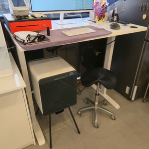 오프레임 모션데스크 1200750 팝니다.