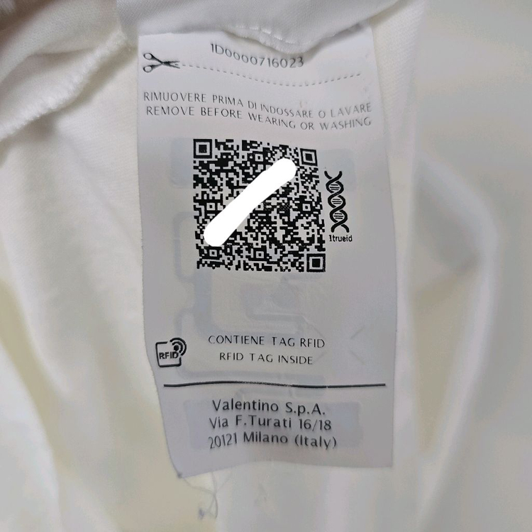 발렌티노 VLNT 반팔 티셔츠 L사이즈 100 판매 이미지