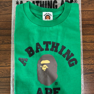 베이프 키즈 그린 반팔티