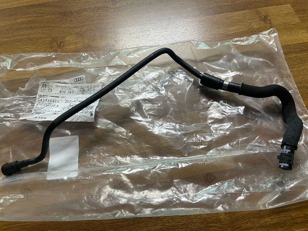 아우디 a4 냉각수 브리더라인 28번 판매--1