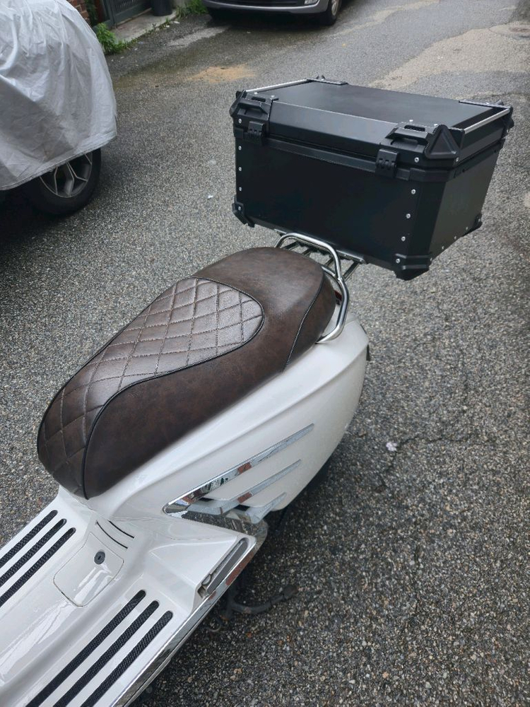 야르스 럭셔리 화이트--1