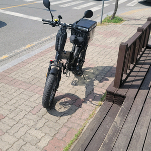 볼트몬스터 23년형 VT700 FB20P 전기자전거