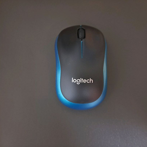 로지텍 무선마우스 마우스패드