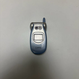 큐리텔 알라딘 Enjoy-shot 폴더폰