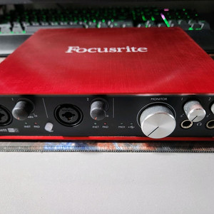 포커스라이트 스칼렛 6i6 2세대 오디오 인터페이스 (오인페)