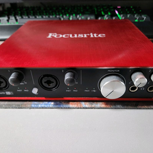 포커스라이트 스칼렛 6i6 2세대 오디오 인터페이스 (오인페)