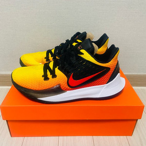 나이키 카이리 로우2 선셋 농구화 코비 커리 르브론 사브리나 지티컷