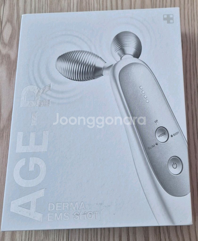 메디큐브 에이지알 더마 EMS 샷--1