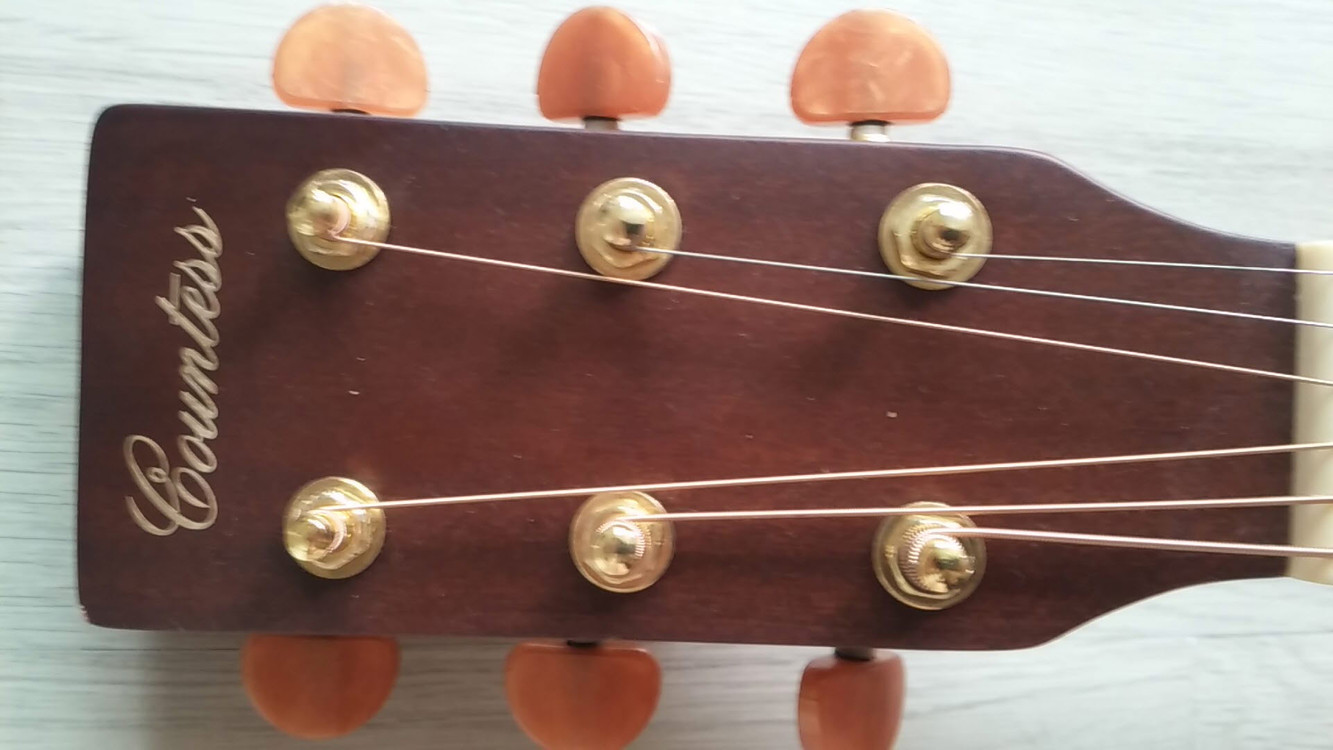 전자기타 SMASH, 통기타 카운티스 HD-9, 카우보이 3810c, 크래프터 Ashland AF-7NT--7