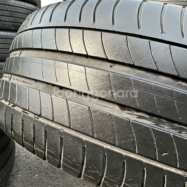 BMW 18인치 5시리즈 G30 블랙 중고 휠타이어 245 45 18--6