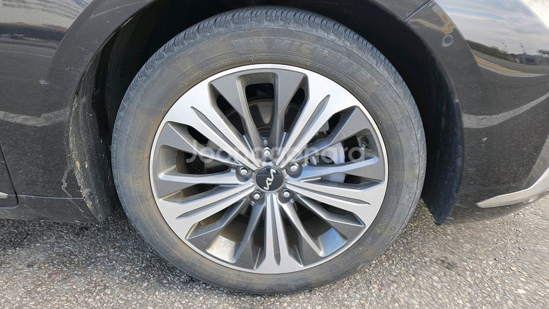 k8 18인치 휠타이어 4개 세트--1