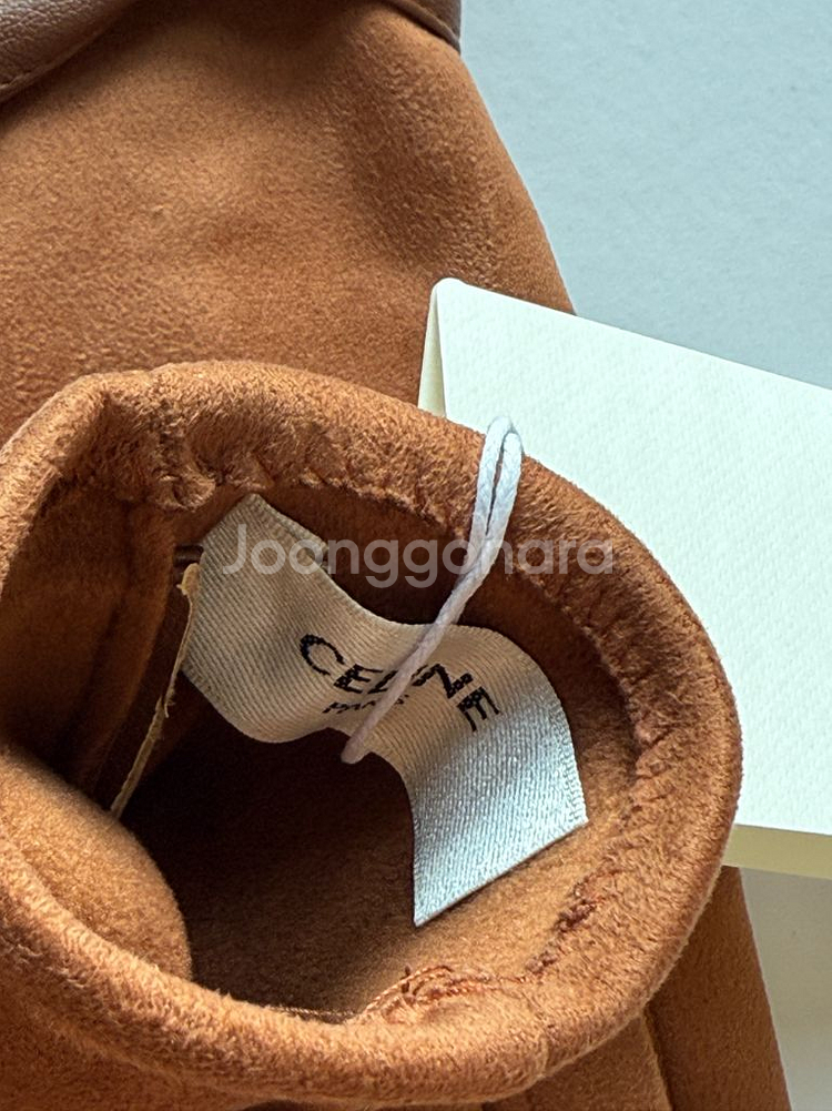 셀린느 CC 로고 장갑--2