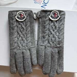 몽클레어 여성 니트 장갑
