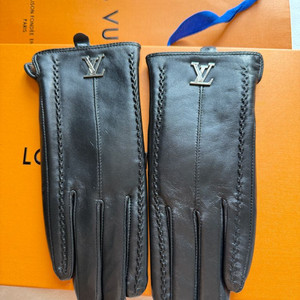 루이비통 여성 가죽 장갑