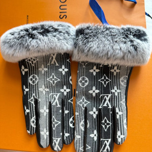 루이비통 여성장갑