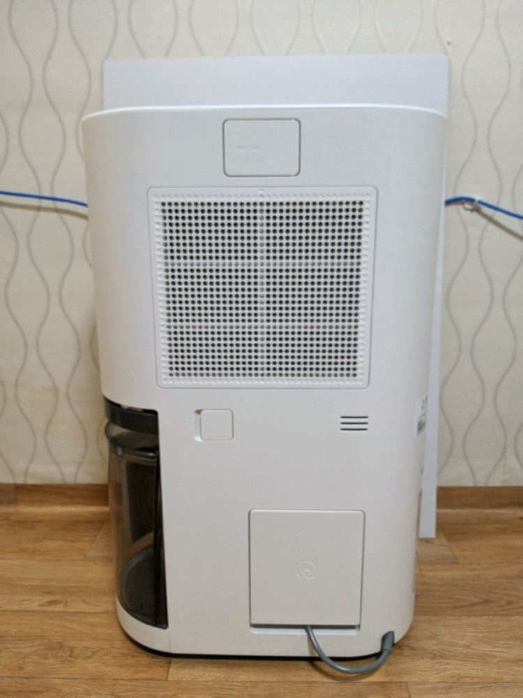 LG 휘센 오브제 컬렉션 제습기 판매합니다.--2