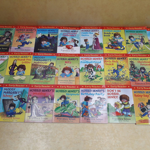 Orion Horrid Henry Early Reader set 총 24권