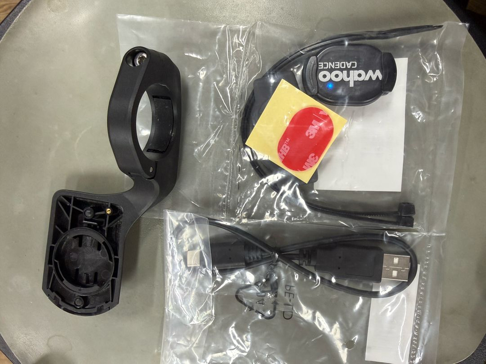 와후 볼트2(풀박 + 미사용 케이던스센서)--2