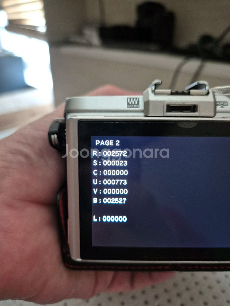 올림푸스 e-pl8--8