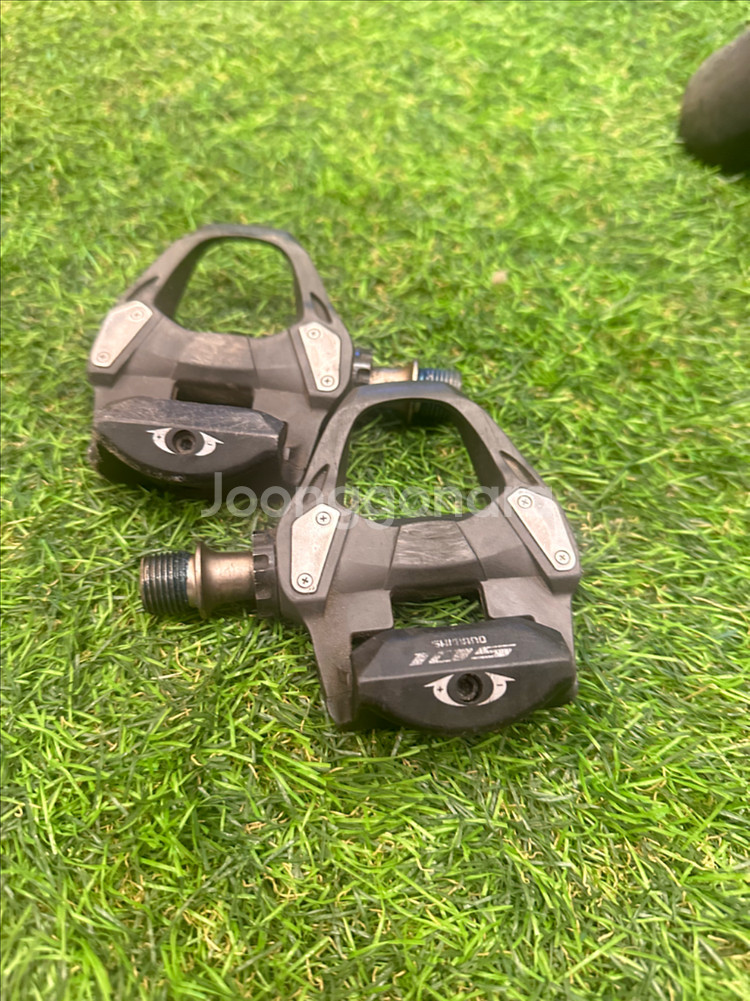 시마노 105 로드바이크 클릿페달--1