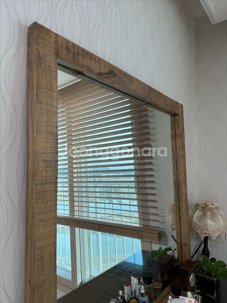 원목 서랍장 + 거울 세트--2