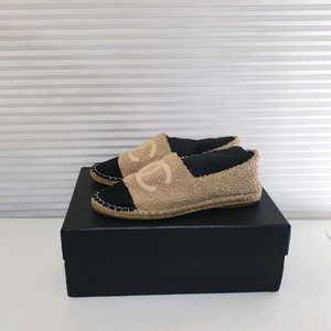 샤넬 로고 시어링 에스파드리유,테디 플랫 39사이즈