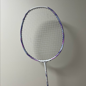 요넥스 나노플레어 111 신동급 4U 배드민턴 라켓