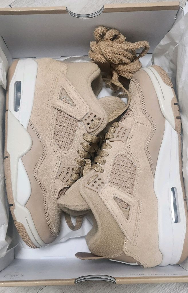 나이키 에어조던4 레트로 230 이미지