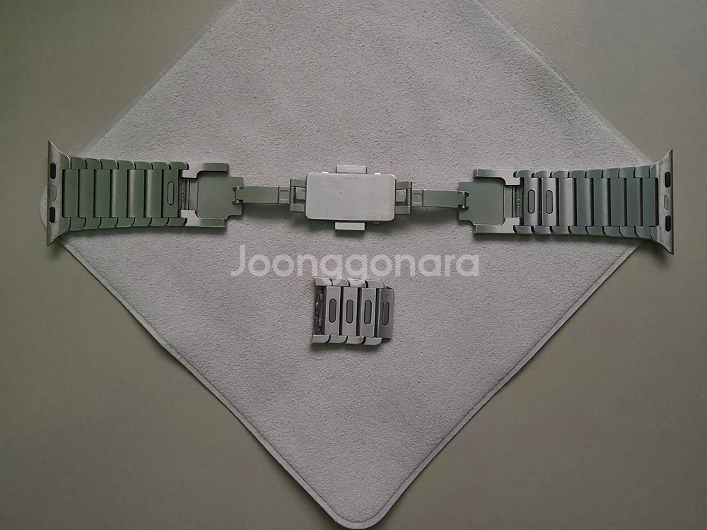 정품 애플워치 브레이슬릿 42mm 실버--1