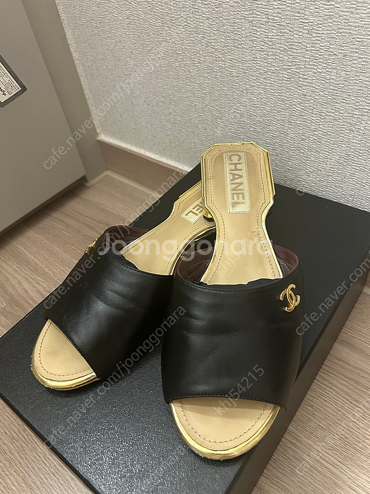 샤넬 로고뮬 정품--0