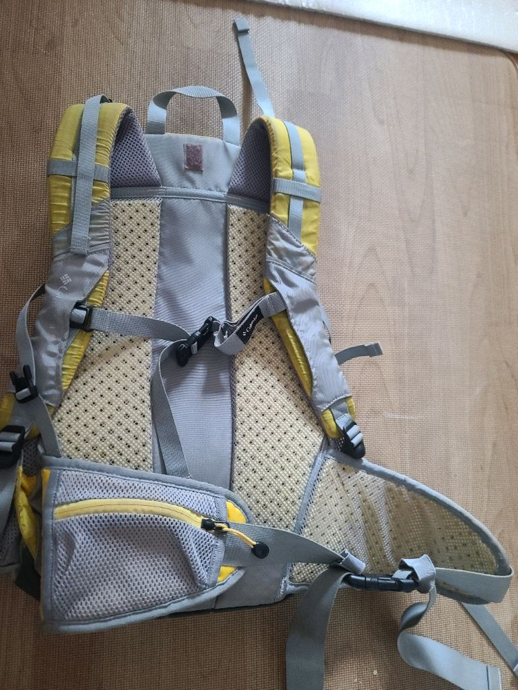 컬럼비아 콜롬비아 등산 가방 28리터 스틱 1세트--4