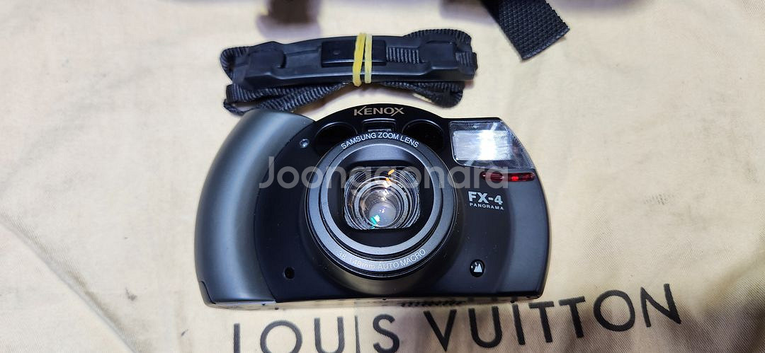 케녹스fx-4(a급,올림픽 기념카메라), cr123a 2개 전기능정상, 가방.--5