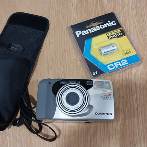 올림푸스 어큐라 슈퍼줌 160 필름카메라