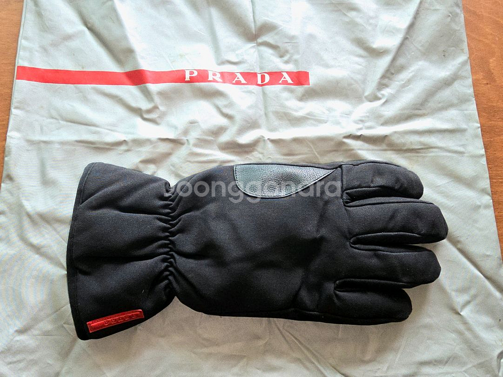 (가격인하) 정품 PRADA SPORT GLOVES 프라다 장갑 스포츠 윈터 글러브 블랙 사이즈 8호--3