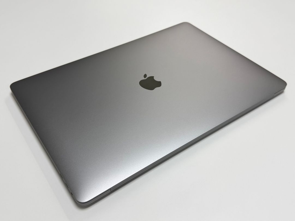2018 맥북프로15인치 터치바 스페이스 그레이 / i9,Vega 20,16GB RAM 부품용--1