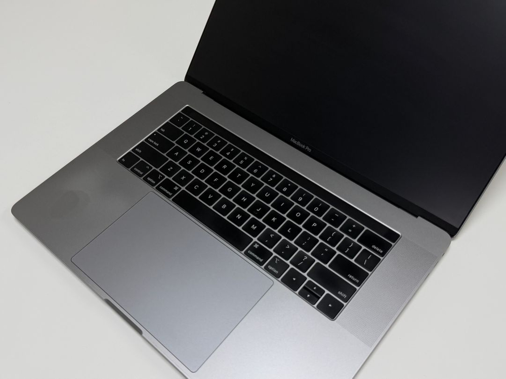 2018 맥북프로15인치 터치바 스페이스 그레이 / i9,Vega 20,16GB RAM 부품용--9