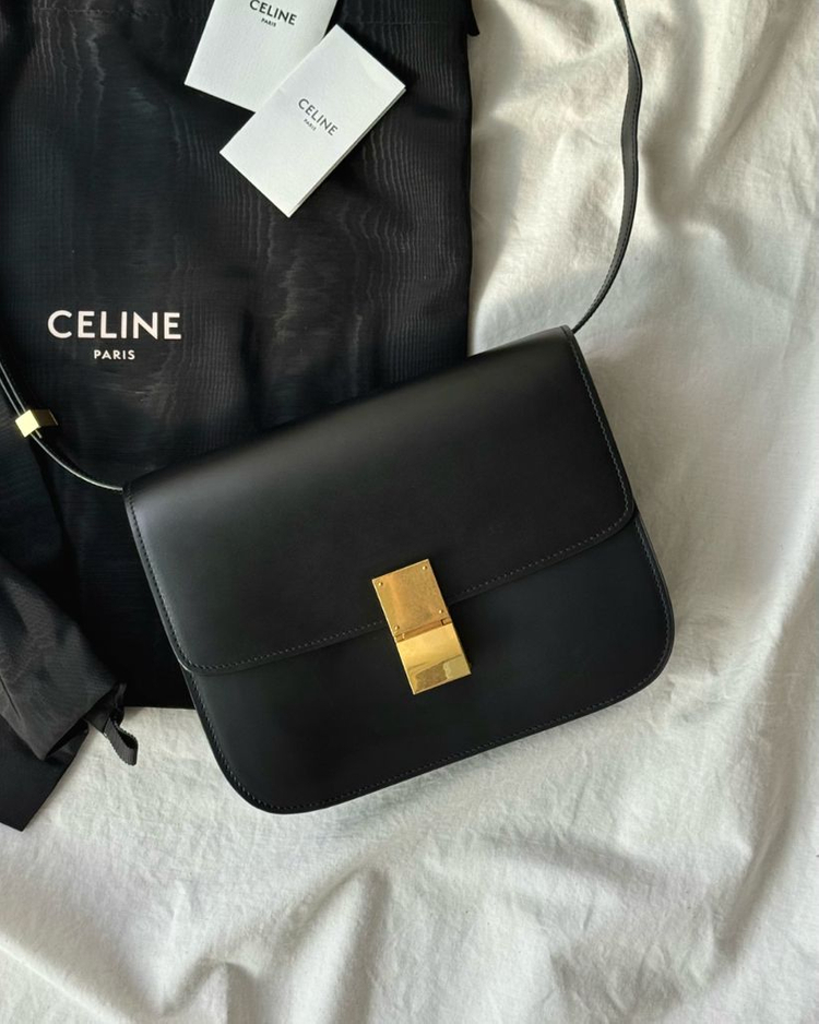 셀린느 미디엄 클래식 박스백--2