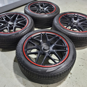 벤츠G바겐 G63AMG 퍼포먼스 에디션 22인치 순정품휠타이어 한대분 이미지