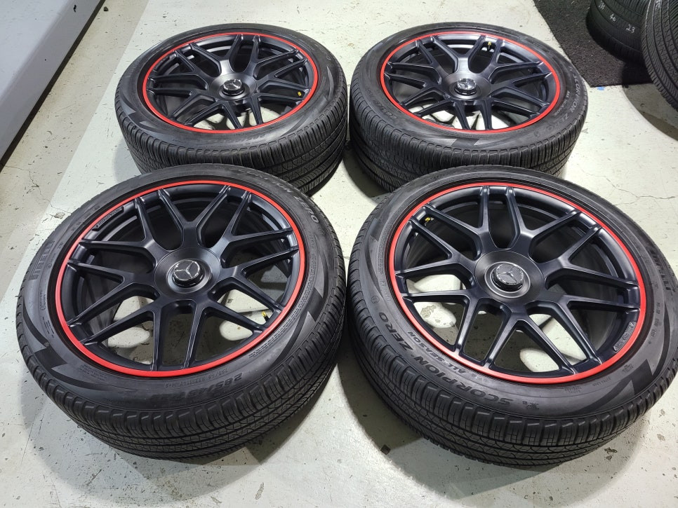 벤츠G바겐 G63AMG 퍼포먼스 에디션 22인치 순정품휠타이어 한대분 이미지