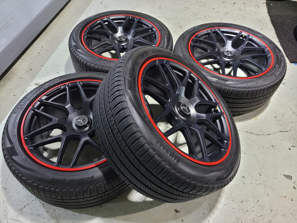 벤츠G바겐 G63AMG 퍼포먼스 에디션 22인치 순정품휠타이어 한대분 이미지