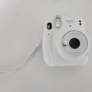 인스탁스 미니11 폴라로이드 카메라