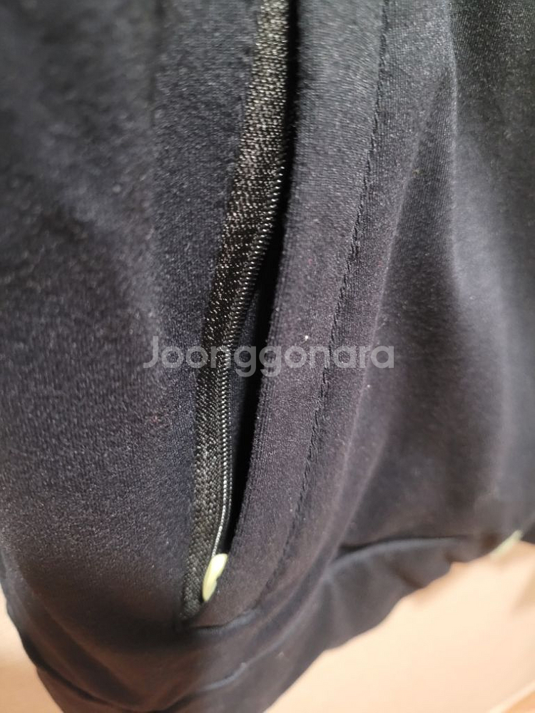 (정품)아레나 트레이닝 집업(M)--2