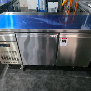 카페사용 1500테이블냉동고 판매합니다